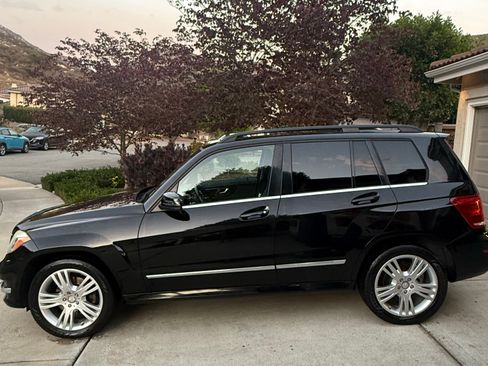 Used 2015 Mercedes-Benz GLK 350 2WD image 2