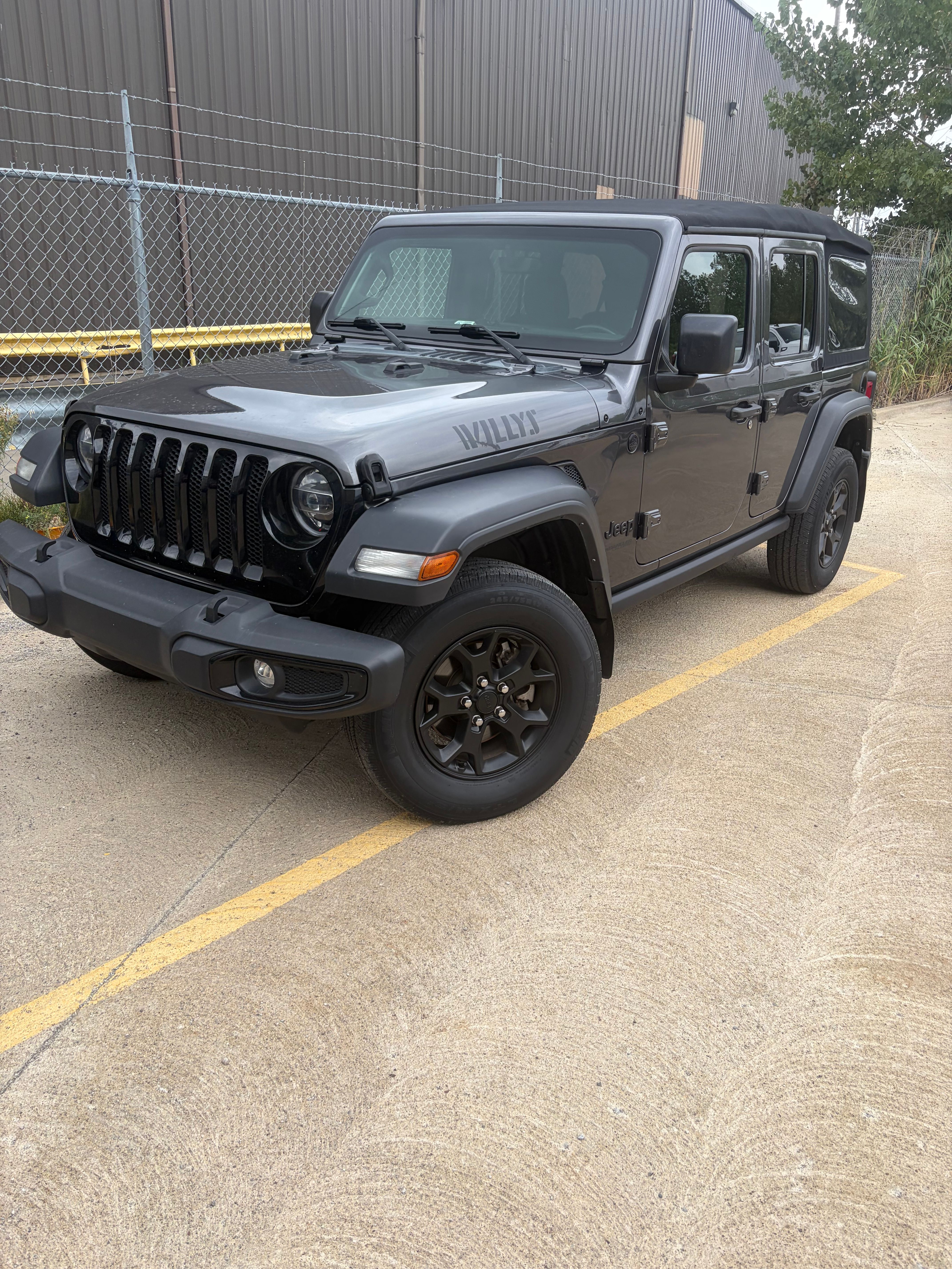 Used 2022 Jeep Wrangler Unlimited Sport AWD/4WD image 2