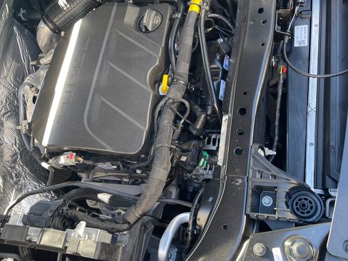 Used 2025 Chevrolet Trax LT w/ Driver Confidence Package image 25