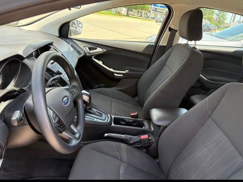 Used 2015 Ford Focus S image 6