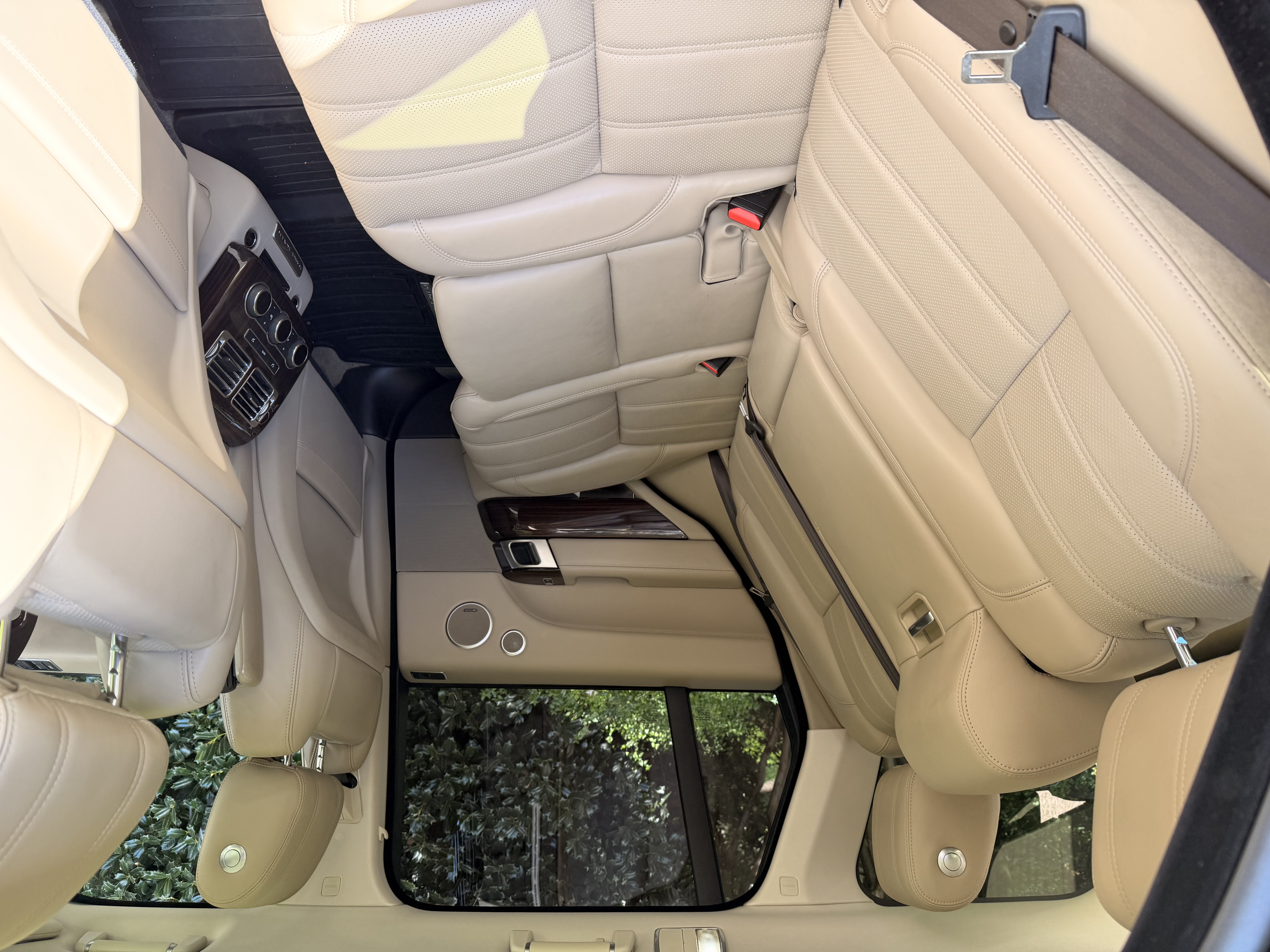 Used 2016 Land Rover Range Rover HSE AWD/4WD image 11