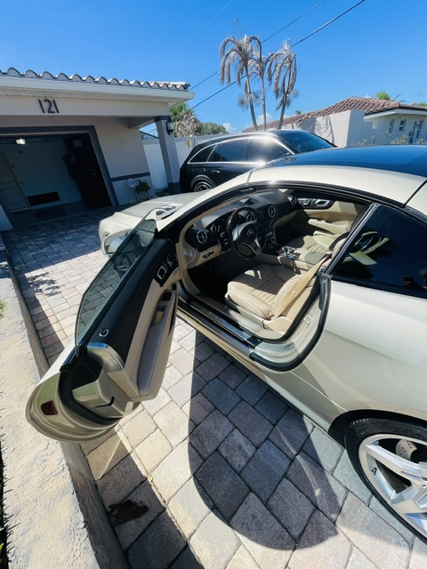 Used 2013 Mercedes-Benz SL 550 image 6