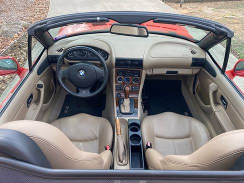 Used 2001 BMW Z3 2.5i RWD image 6