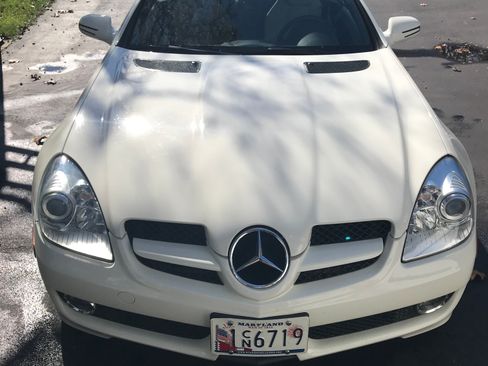 Used 2009 Mercedes-Benz SLK 300 SLK 300 Roadster 2D image 1