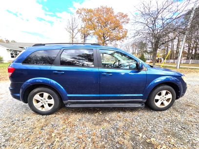 Used 2010 Dodge Journey SXT w/ Flexible Seating Group