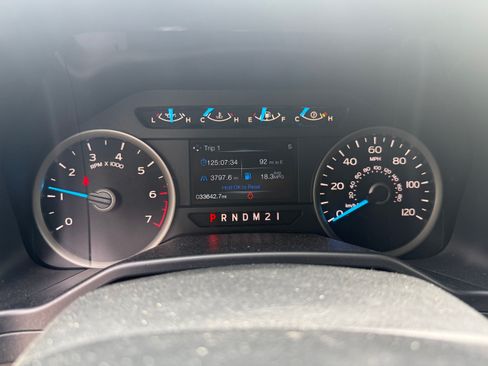 Used 2016 Ford F150 XLT w/ Equipment Group 302A Luxury AWD/4WD image 22