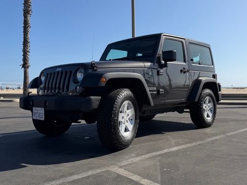 Used 2018 Jeep Wrangler Sport AWD/4WD image 1