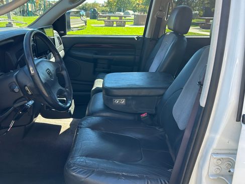 Used 2003 Dodge Ram 2500 Truck 2WD Quad Cab image 13
