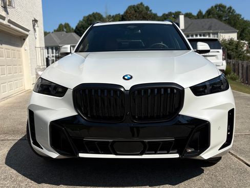 Used 2026 BMW X5 xDrive40i w/ M Sport Package AWD/4WD image 5