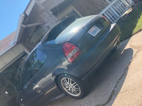 Used 1996 Honda Civic DX image 2