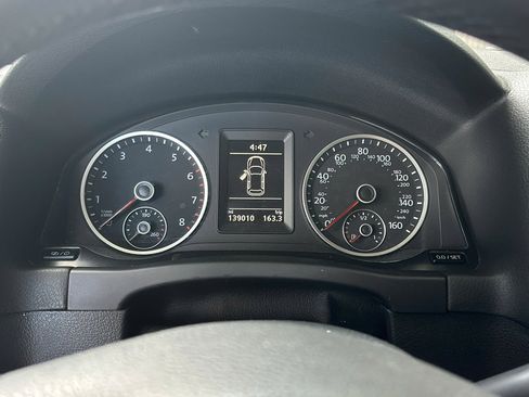 Used 2017 Volkswagen Tiguan Wolfsburg Edition image 5
