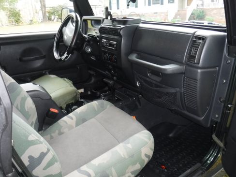 Used 2005 Jeep Wrangler X w/ Willys Edition Group image 19