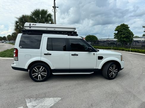 Used 2011 Land Rover LR4 HSE image 5
