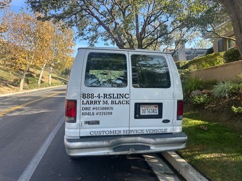 Used 2001 Ford E-350 and Econoline 350 Van image 6