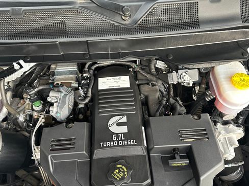 Used 2023 RAM 2500 Laramie image 18