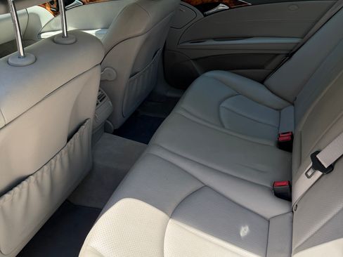 Used 2006 Mercedes-Benz E 350 4MATIC Sedan image 8