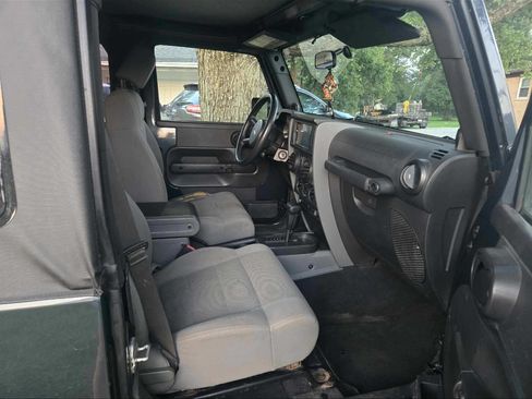 Used 2007 Jeep Wrangler Sahara w/ PWR Convenience Group image 9