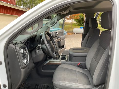 Used 2021 GMC Sierra 1500 Elevation w/ Preferred Package image 11