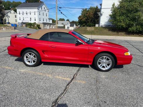 Used 1998 Ford Mustang GT image 1