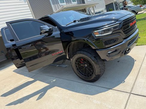 Used 2023 RAM 1500 Limited w/ (RED) Edition AWD/4WD image 8
