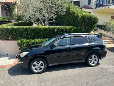 Used 2004 Lexus RX 330 image 1