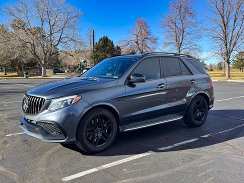 Used 2016 Mercedes-Benz GLE 63 AMG 4MATIC image 4