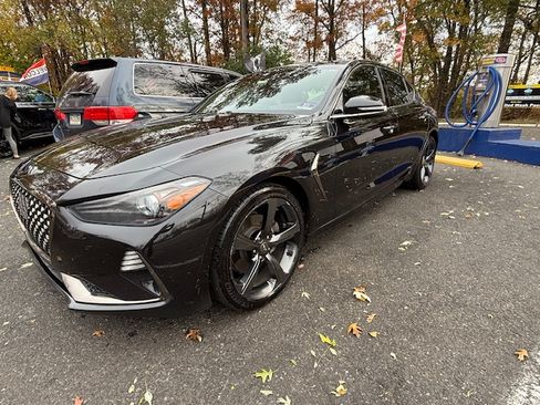 Used 2019 Genesis G70 2.0T Advanced w/ Sport Package image 13