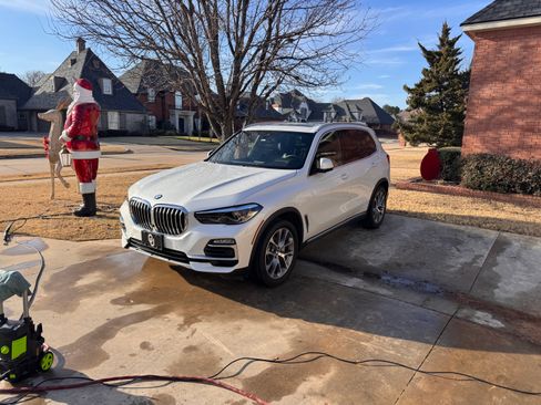 Used 2019 BMW X5 xDrive40i image 2