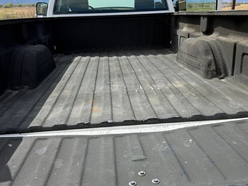 Used 2005 Chevrolet Silverado 2500 W/T w/ Snow Plow Prep Package AWD/4WD image 15