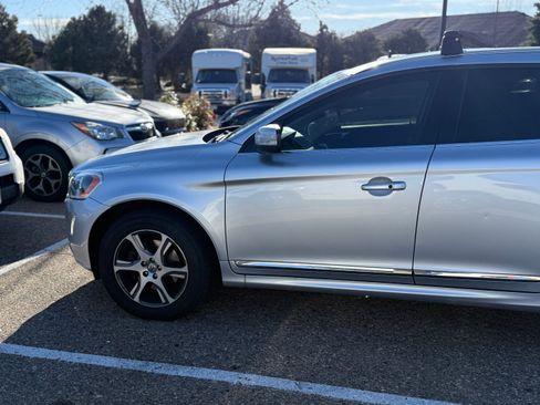 Used 2014 Volvo XC60 T6 image 1