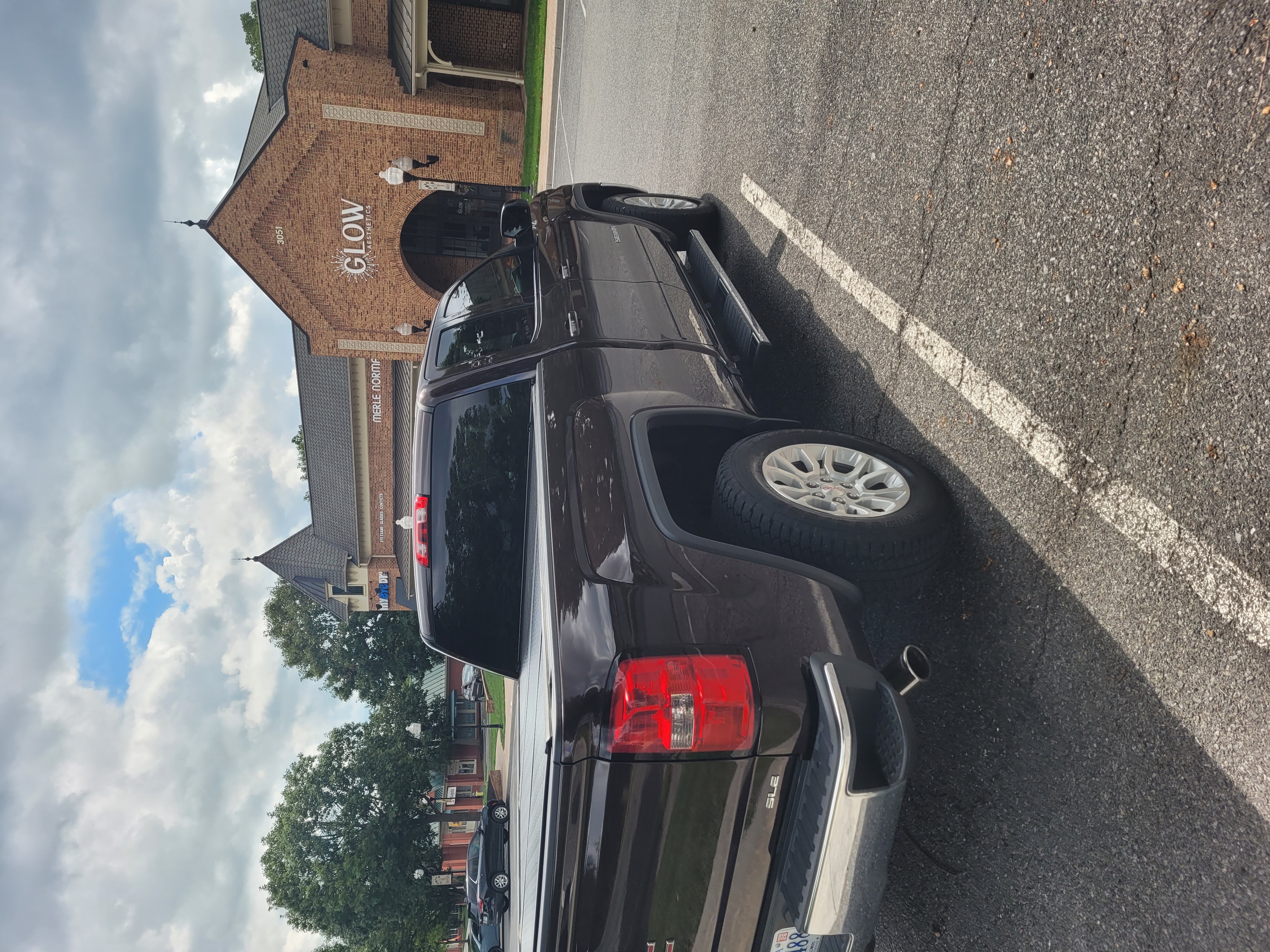 Used 2016 GMC Sierra 1500 SLE w/ SLE Value Package AWD/4WD image 8
