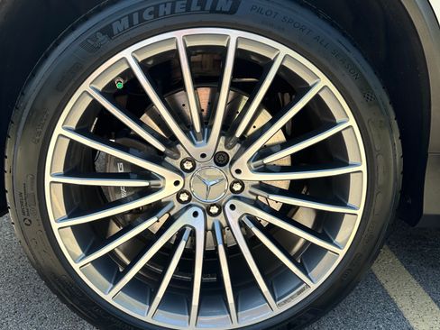 Used 2020 Mercedes-Benz GLC 63 AMG 4MATIC image 14