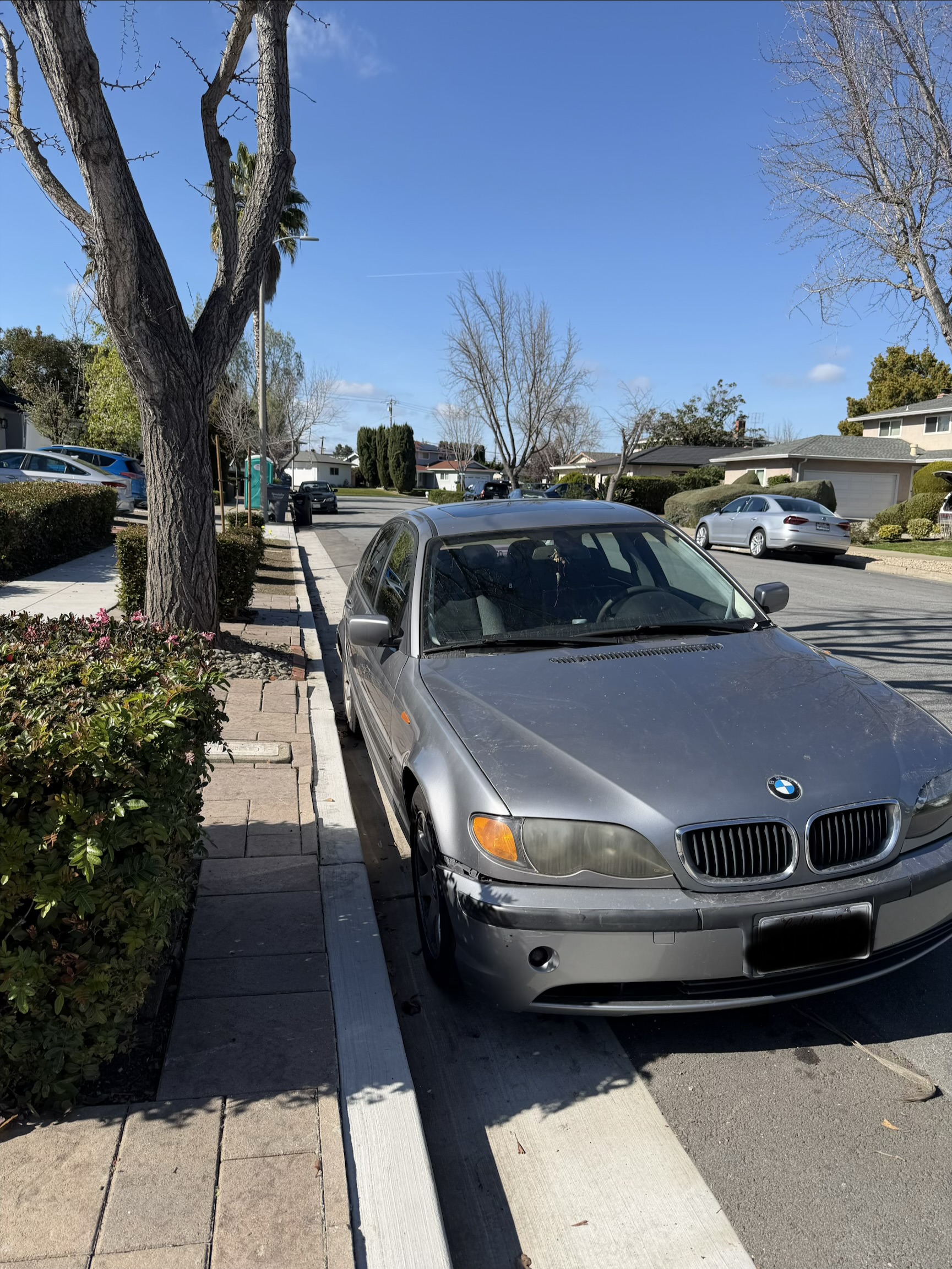 Used 2005 BMW 325i Sedan RWD image 1