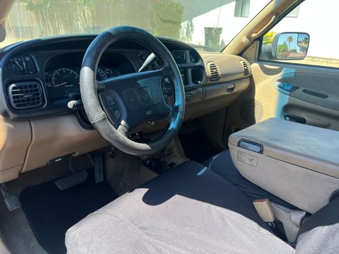 Used 1999 Dodge Ram 1500 Truck 4x4 Quad Cab image 10