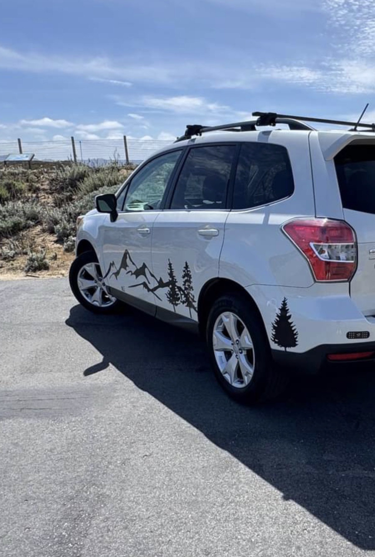 Used 2015 Subaru Forester 2.5i Limited w/ Popular Package #2 AWD/4WD image 5