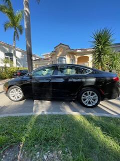 Used 2016 Chrysler 200 Limited w/ Convenience Group FWD image 1