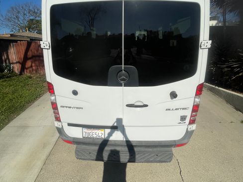 Used 2016 Mercedes-Benz Sprinter 2500 image 8