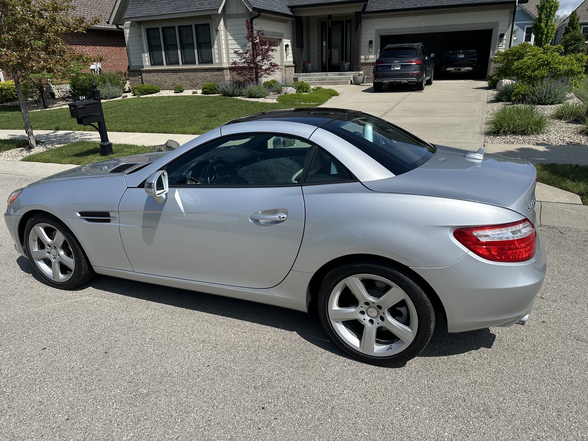 Used 2014 Mercedes-Benz SLK 250 image 4