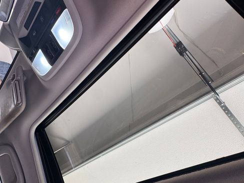 Used 2018 Subaru Crosstrek 2.0i Limited image 19