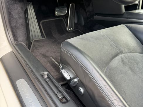 Used 2009 Porsche 911 Carrera S RWD image 31