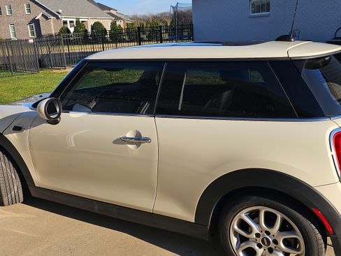 Used 2019 MINI Cooper 2-Door Hardtop image 4