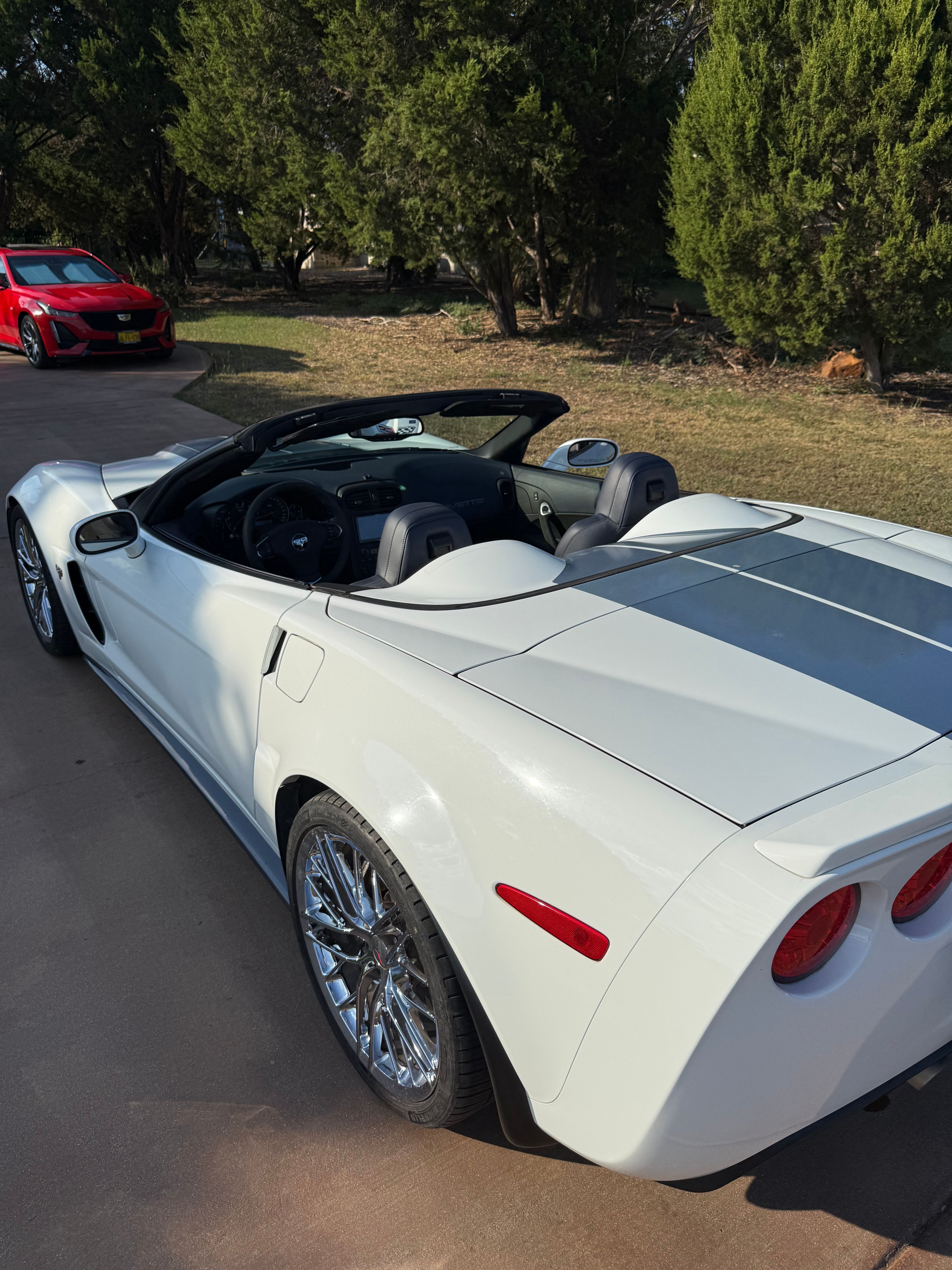 Used 2013 Chevrolet Corvette 427 w/ 1SC Preferred Equipment Group RWD image 31