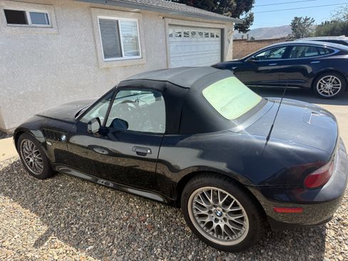 Used 2001 BMW Z3 3.0i RWD image 6