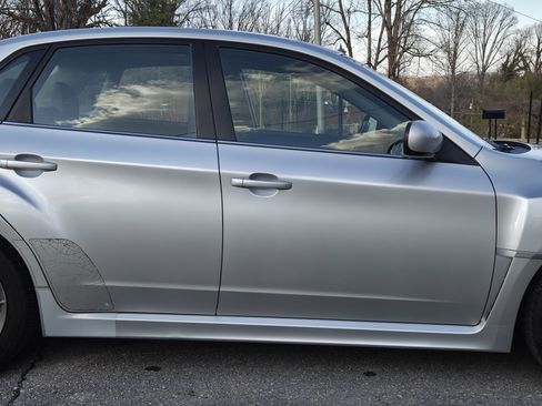 Used 2011 Subaru Impreza WRX Premium image 5