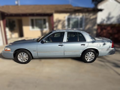 Used 2004 Mercury Grand Marquis LS image 4