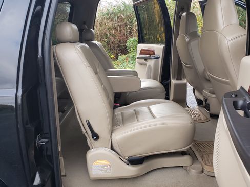 Used 2005 Ford Excursion Limited image 13