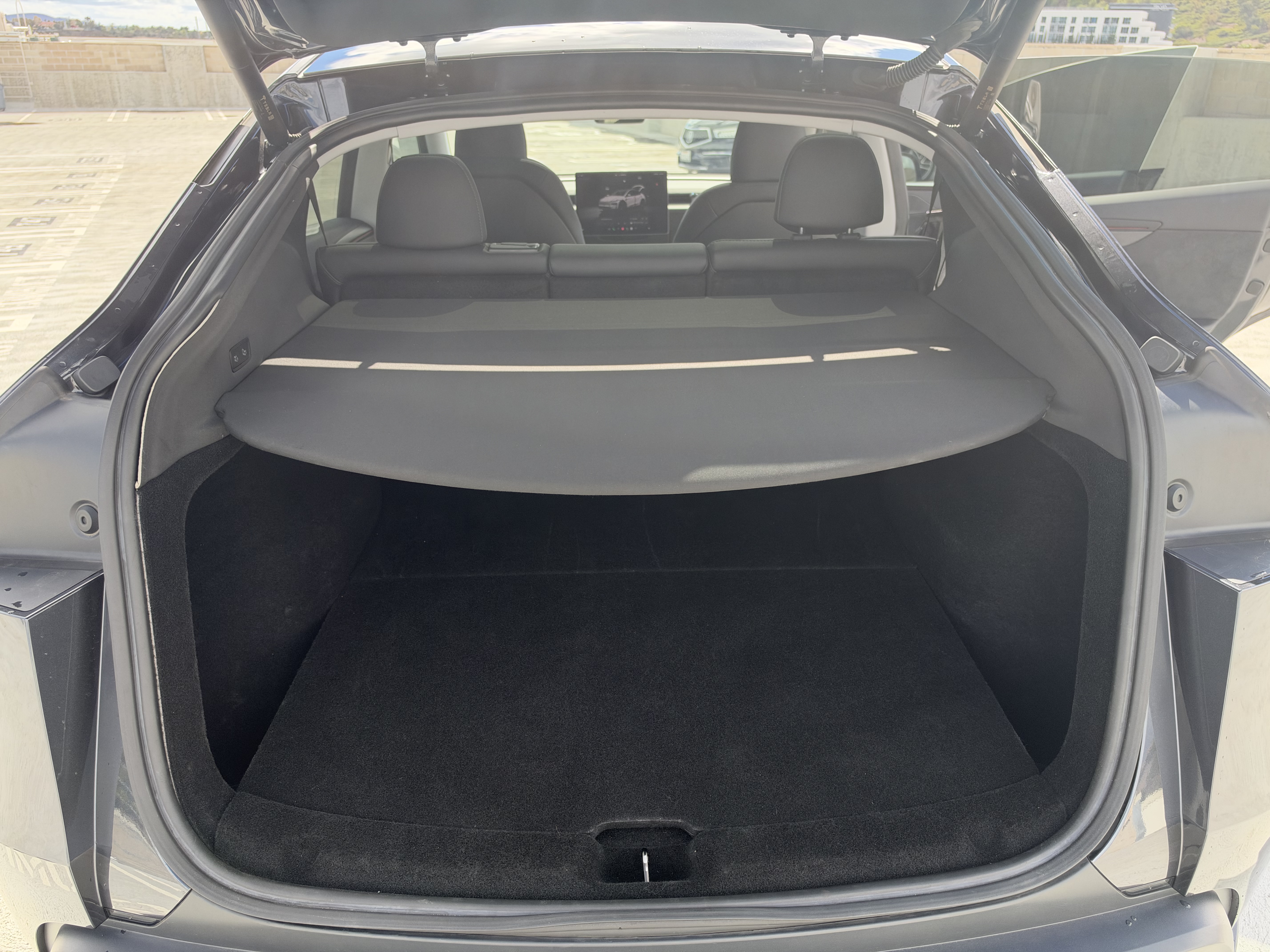 Used 2026 Tesla Model Y Long Range AWD/4WD image 12