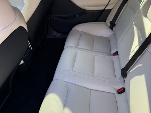 Used 2020 Tesla Model S Long Range Plus image 13