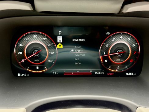 Used 2024 Hyundai Palisade Calligraphy image 11