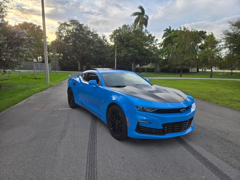 Used 2023 Chevrolet Camaro SS image 6